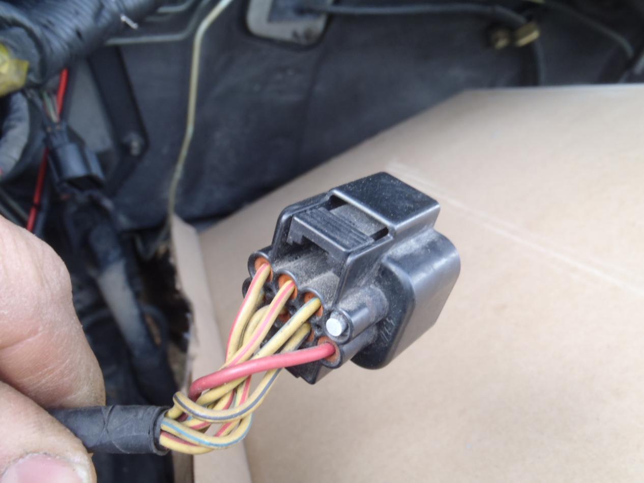 Need Help locating 8 pin wiring connector... - Mitsubishi Forum